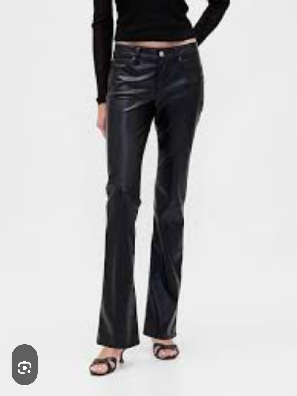 Vintage Gap black leather pants in a bootcut fit.These highly sought-after Y2K